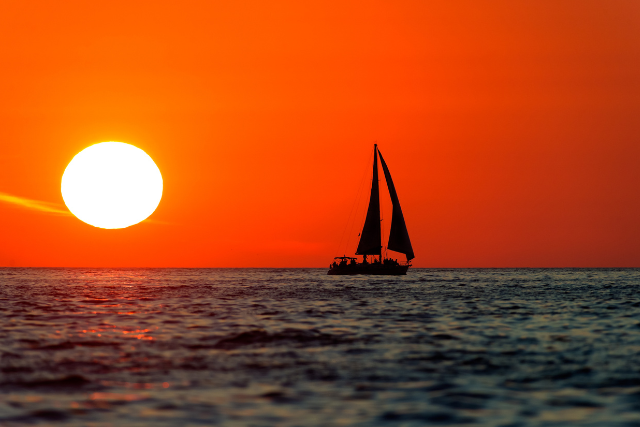 Sailboat Insurance Requirements: Top 8 Questions Answered